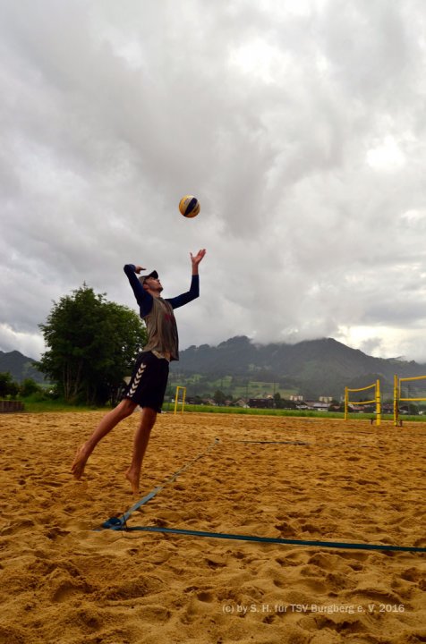 9. Castle Mountain Beachvolley Cup 2016